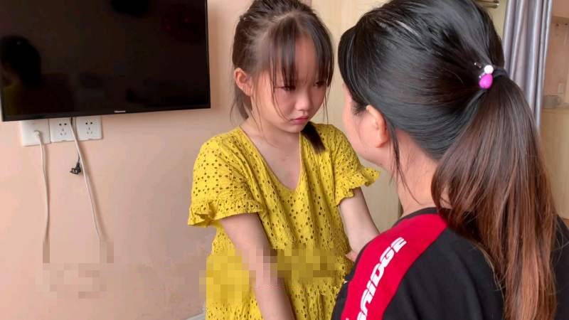 孩子总“偷”东西?心理学家:道德感形成,年龄不同处理方式不同