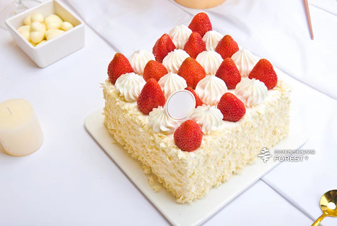 蛋糕裱花一般学多久山东,烘焙班抹面裱花一周能学成吗