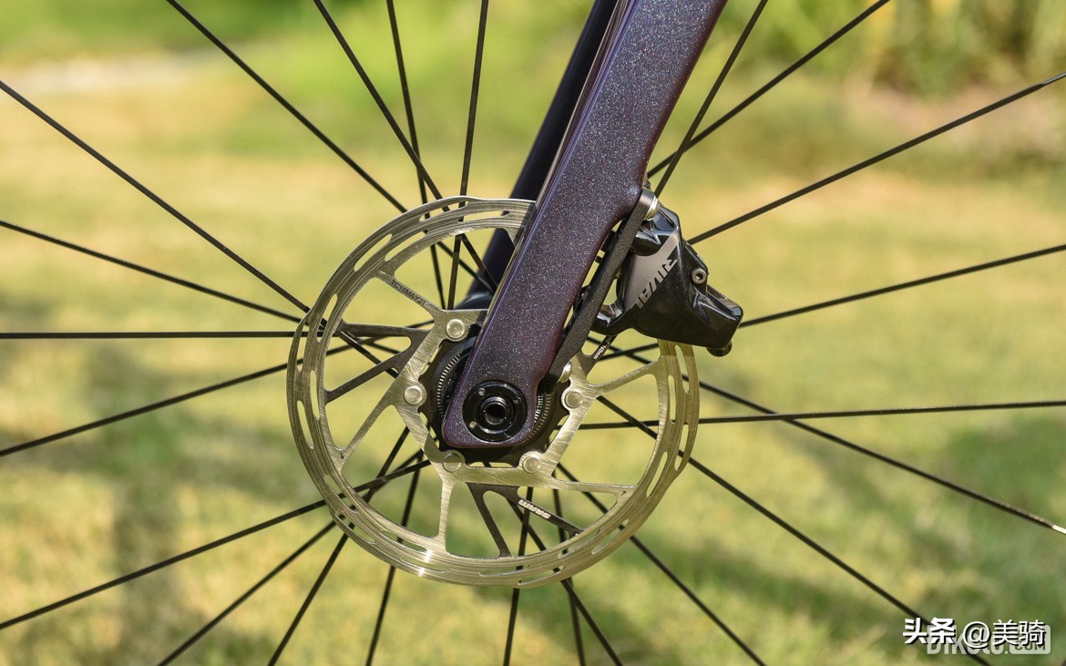 迪卡侬新款公路车发布会,迪卡侬公路车测评