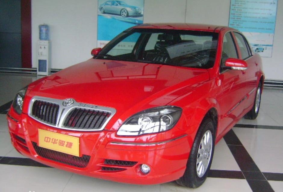 五辆中国车在朝鲜杀疯！国内瞧不起的低端车，朝鲜摇身一变成豪车