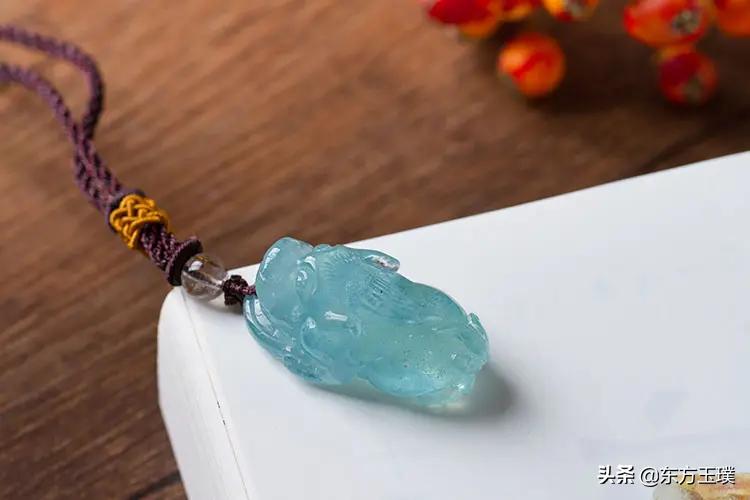 女人佩戴貔貅有什么寓意,女人戴貔貅项链有什么讲究吗
