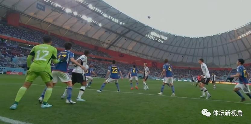 死亡之组打出春天，日本2-1神奇逆转德国队，冷门掀起亚洲雄风