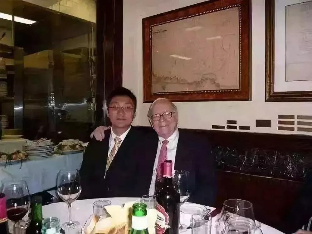 巴菲特1块钱晚餐,巴菲特的晚餐是做慈善吗