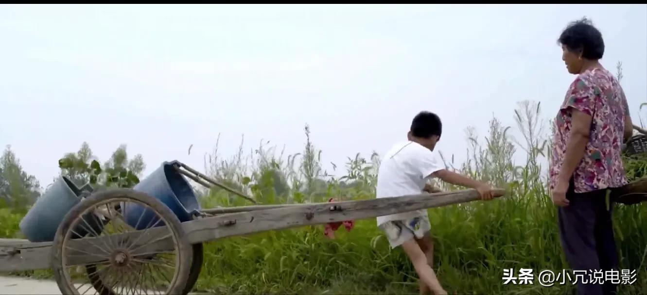 怀旧小电影《留夏》，小时候真敢，被锤的代价给特定女生弄礼物