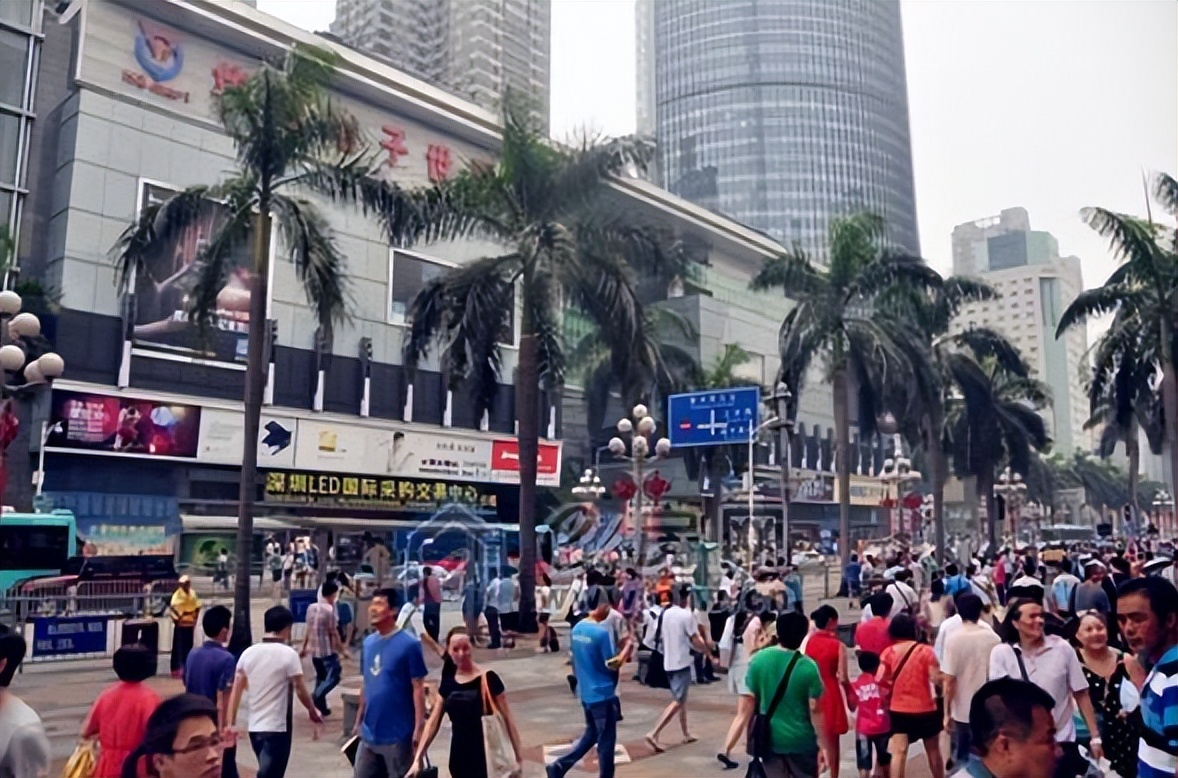 优秀群员●小莫妹妹的数码百万产业