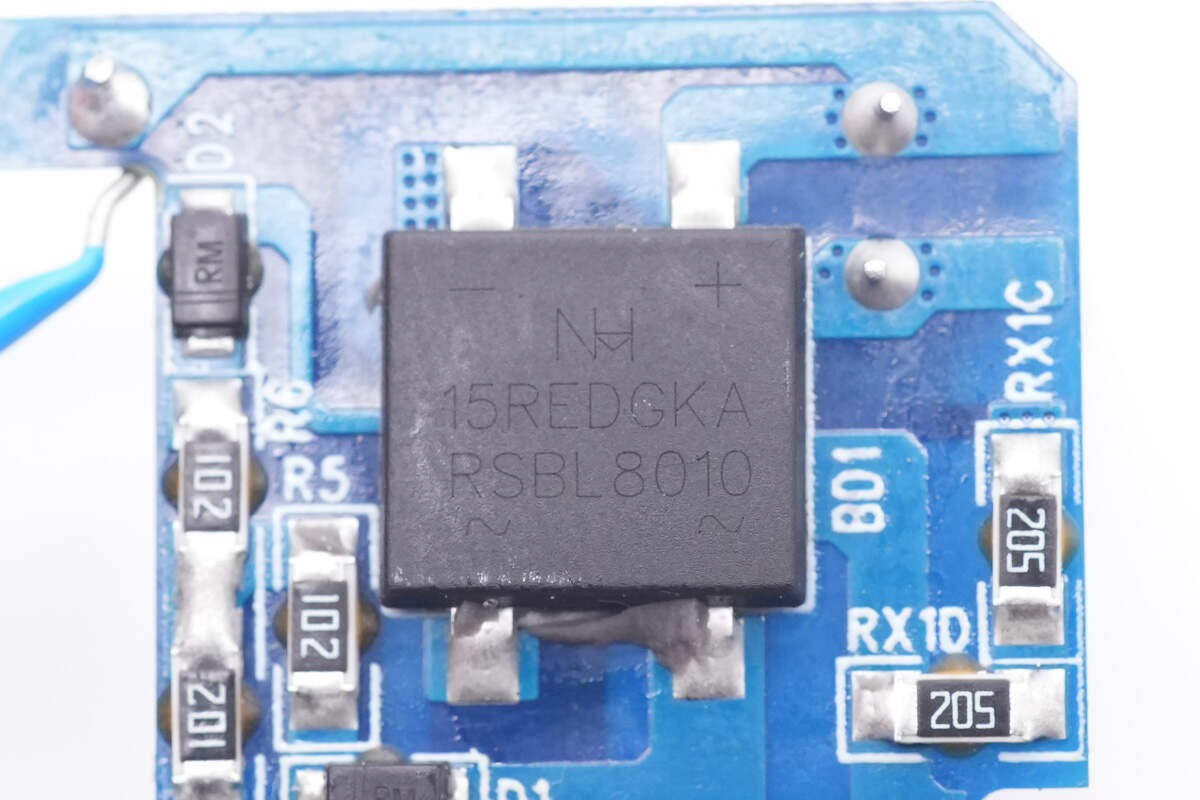 魅族pandaer65w充电器拆解,魅族pandaer氮化镓65w快充头评测