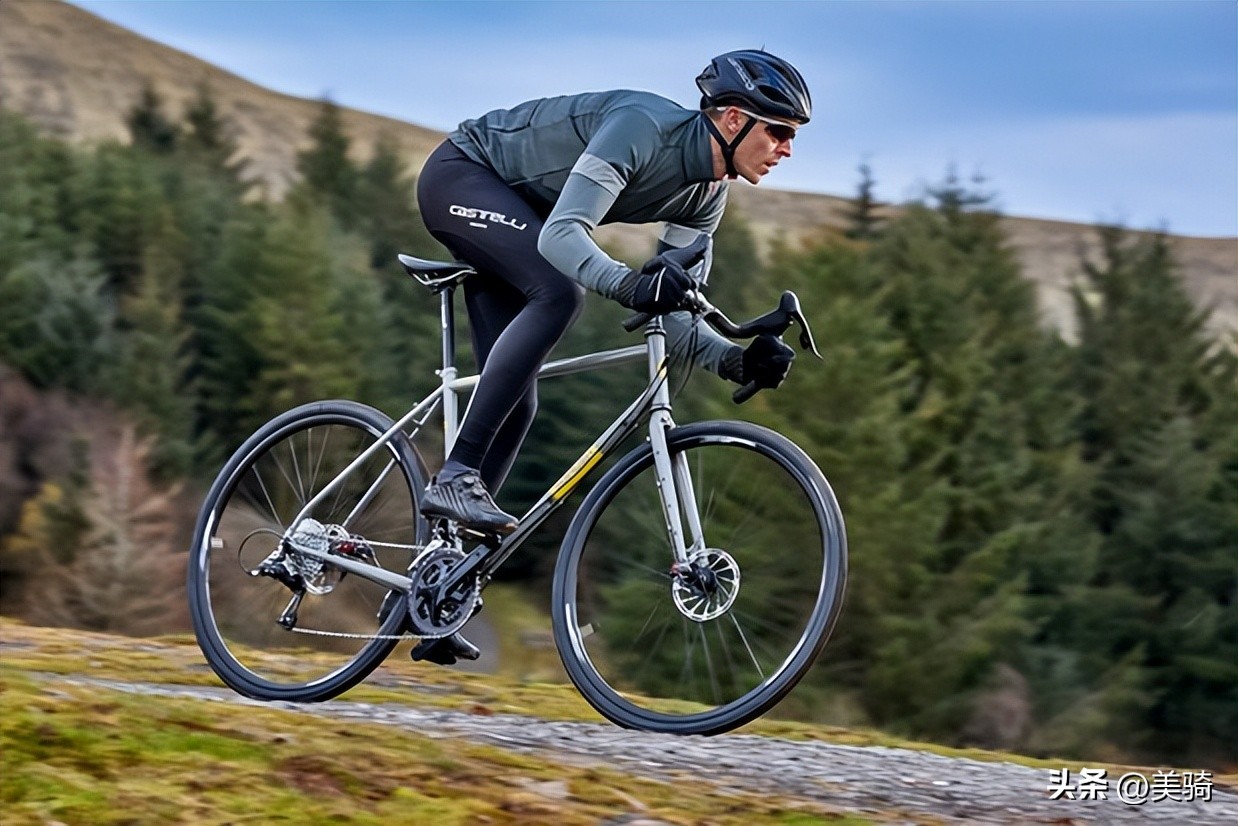 外媒评测2021年最佳公路车,最具有性价比的入门公路车