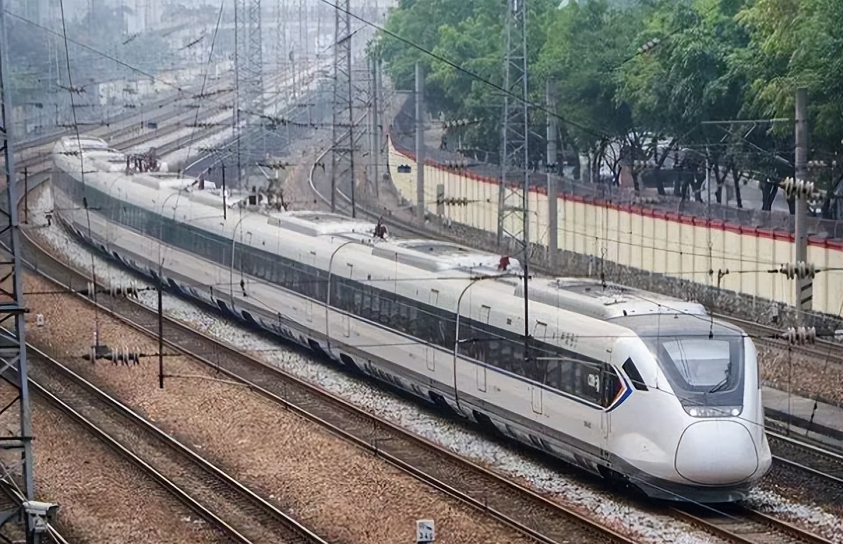 crh6型城际动车组车辆宽度高度,crh6城际动车组内部座椅