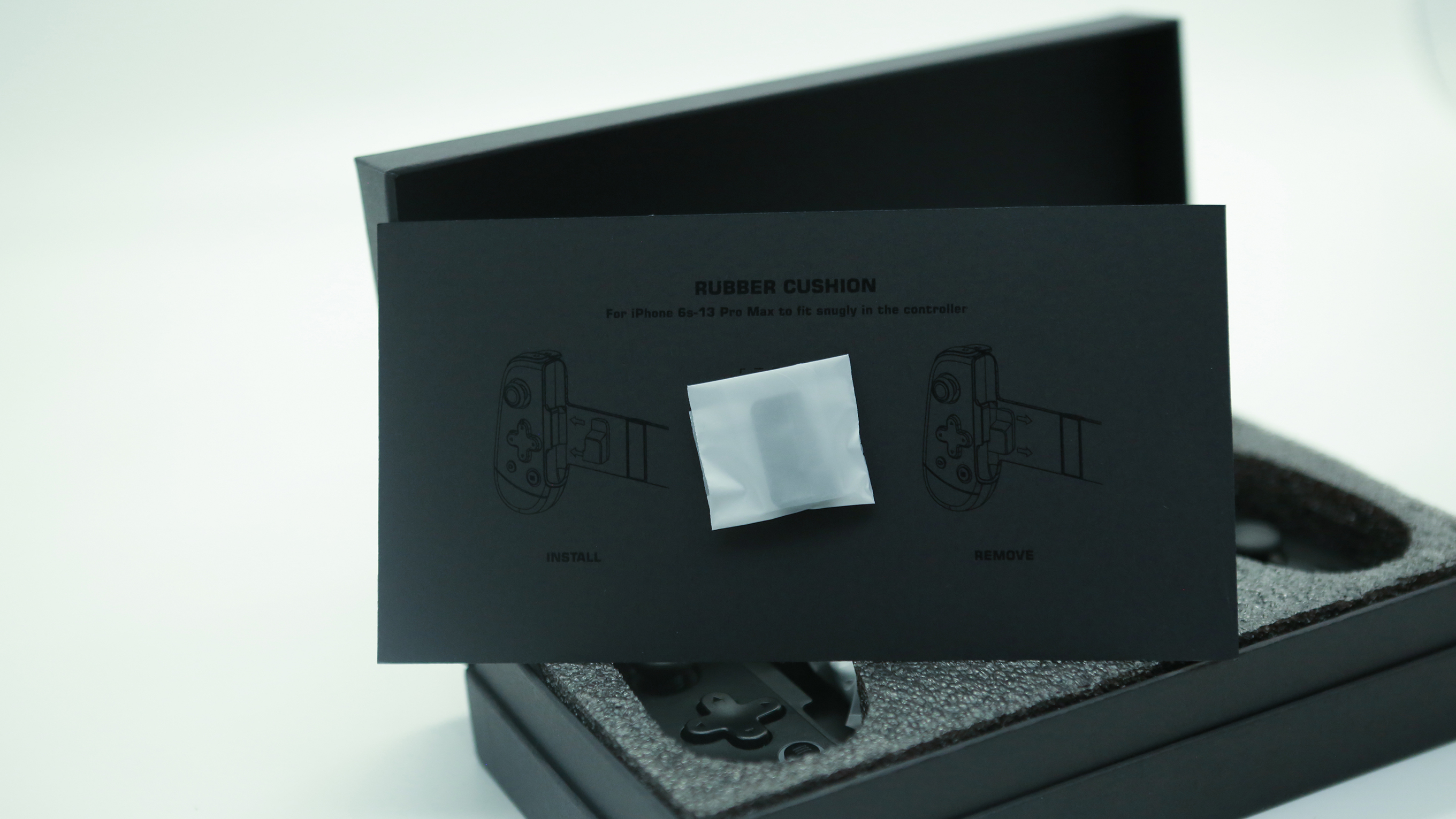 手机手柄秒变掌机,苹果游戏手柄m1b体验