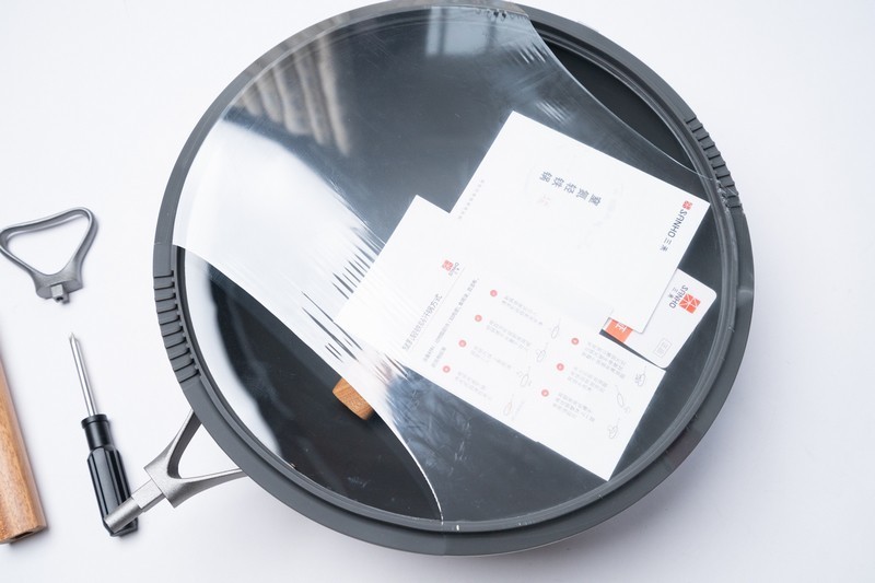 三禾窒氮轻铁锅,中康铁锅好还是三禾铁锅好