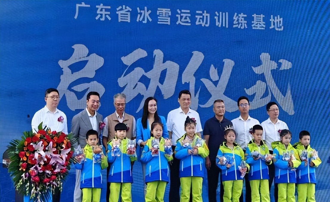 4.26湾TALK早八点：深湾、深超总社区要来了？！……