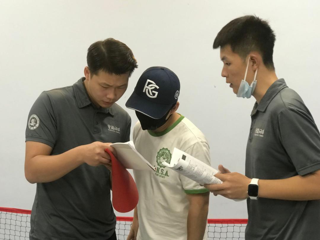 小小一只可以打网球吗？3-5岁幼儿网球启蒙课程开启宝贝们的夏天