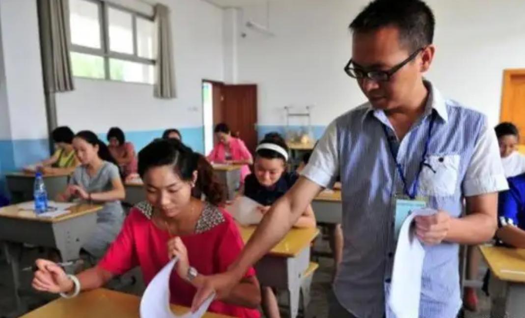 重庆文科状元何川洋是哪里人,重庆文科状元何川洋就读哪所大学