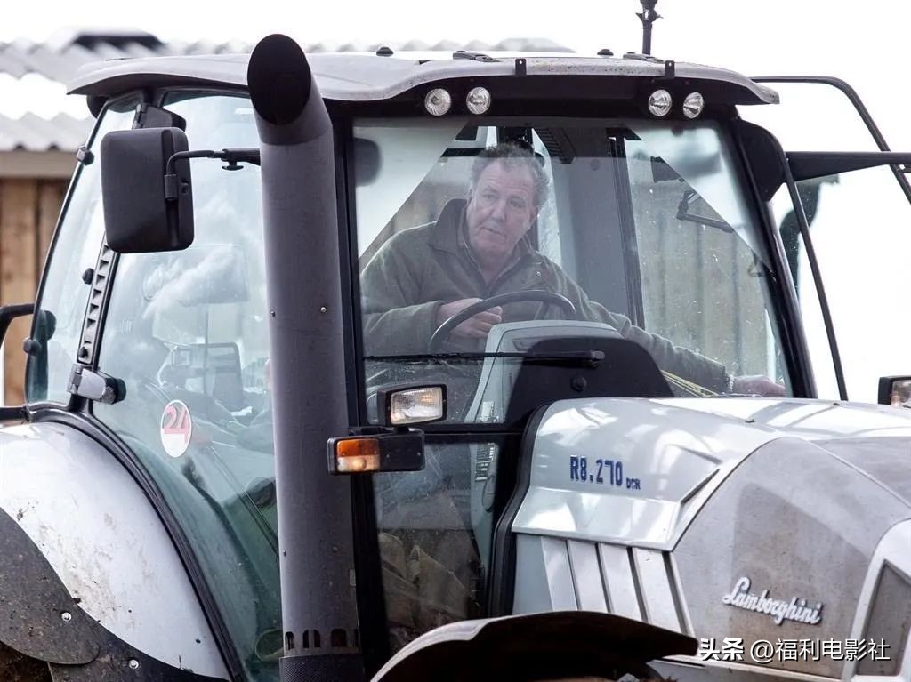 英国老汉开*博兰**基尼种地，一年才赚144英镑，把全世界观众整乐了