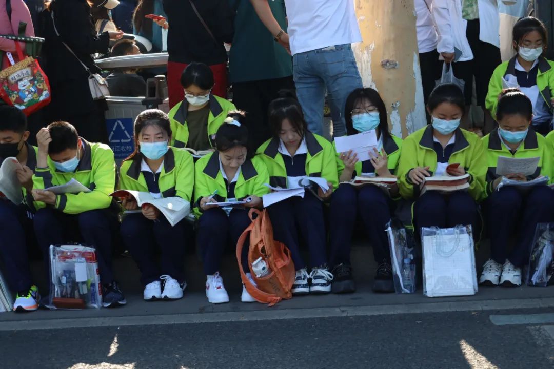 二选一作文叫什么作文,二选一立意作文