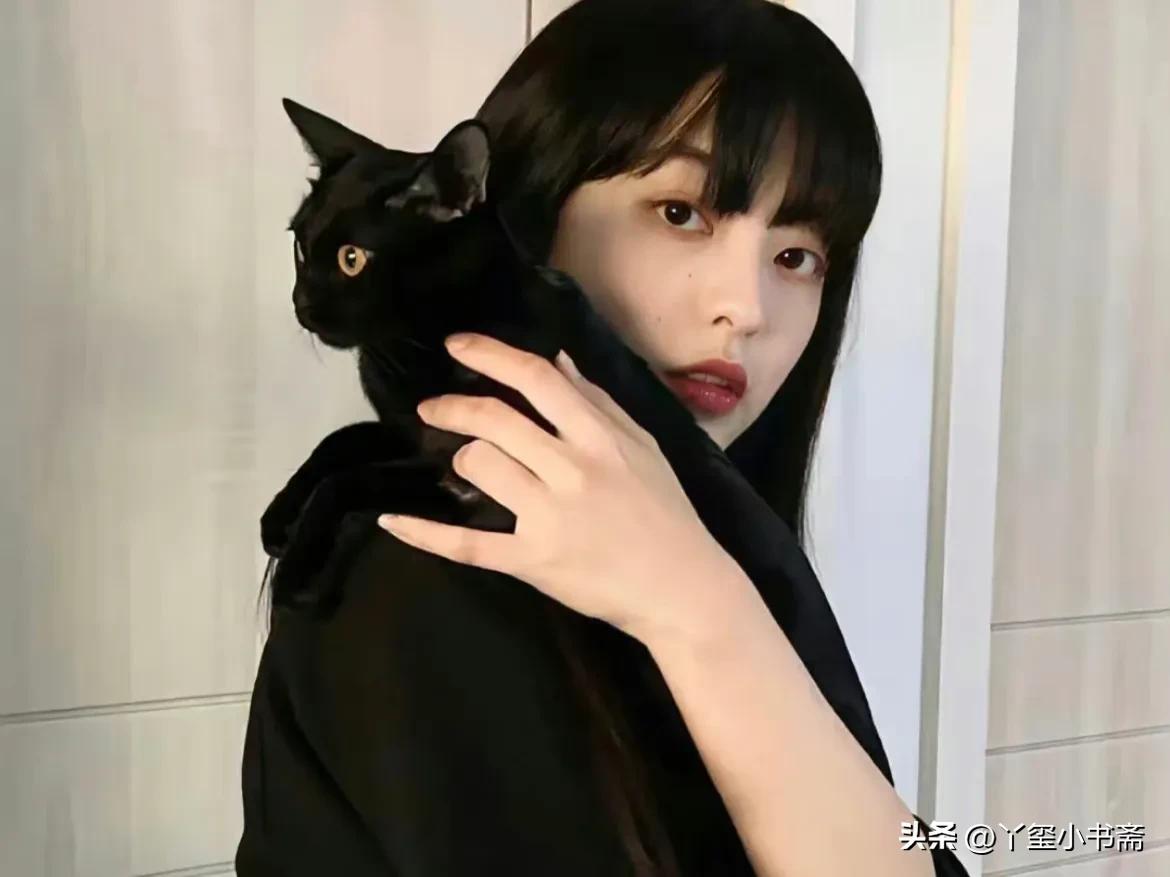 慢热升级流，前期咸鱼摆烂，后期嘎嘎乱杀，快乐修仙，法力无边