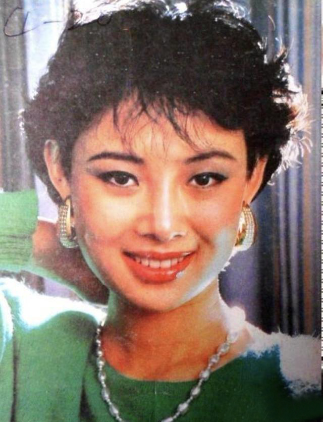 历届青歌赛通俗唱法第一名,2019青歌赛冠军个人成名曲