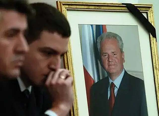 米洛舍维奇为什么下台,米洛舍维奇死因真相