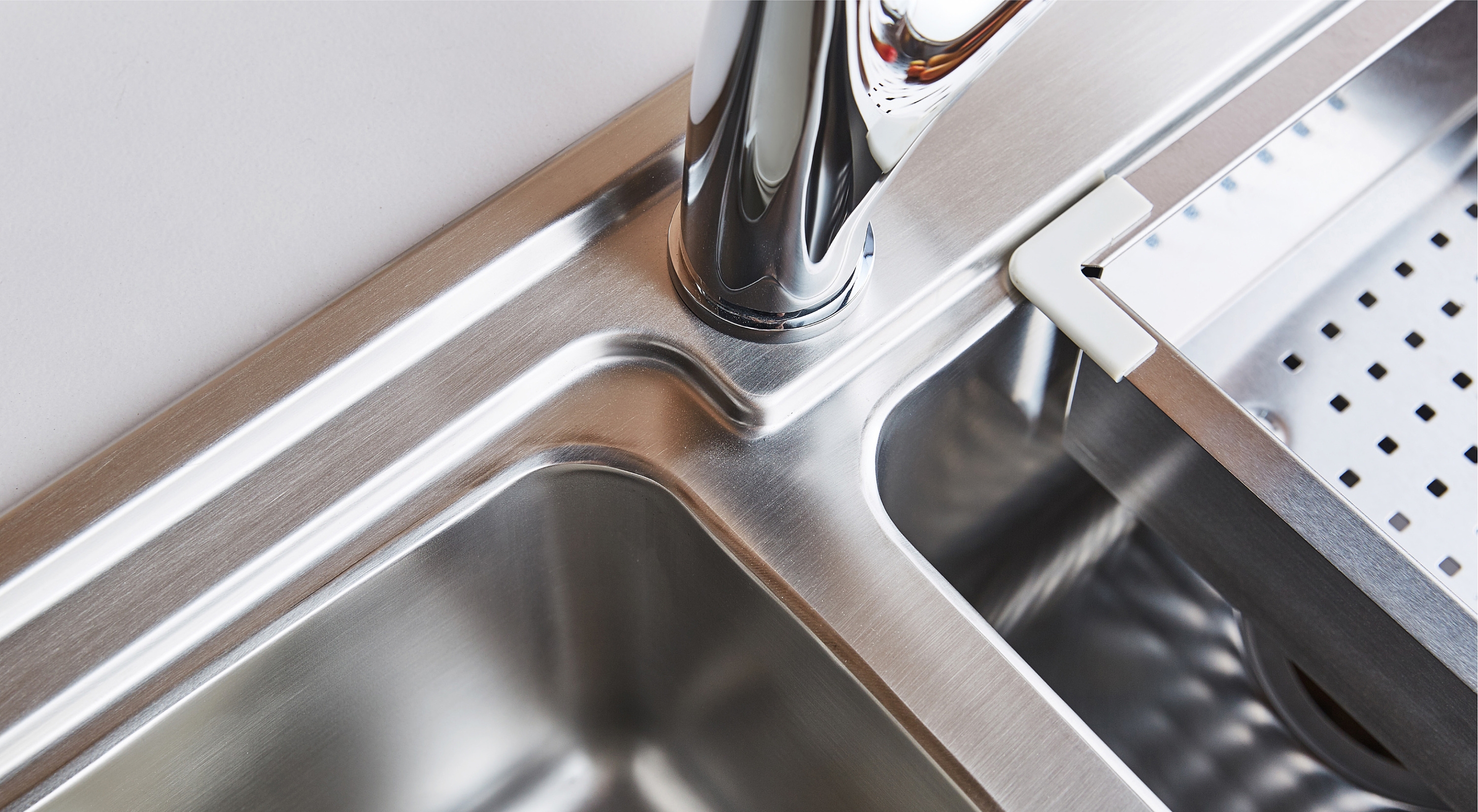 我家水槽周围的“小心机”，很多当初不屑的人，现在都羡慕不已