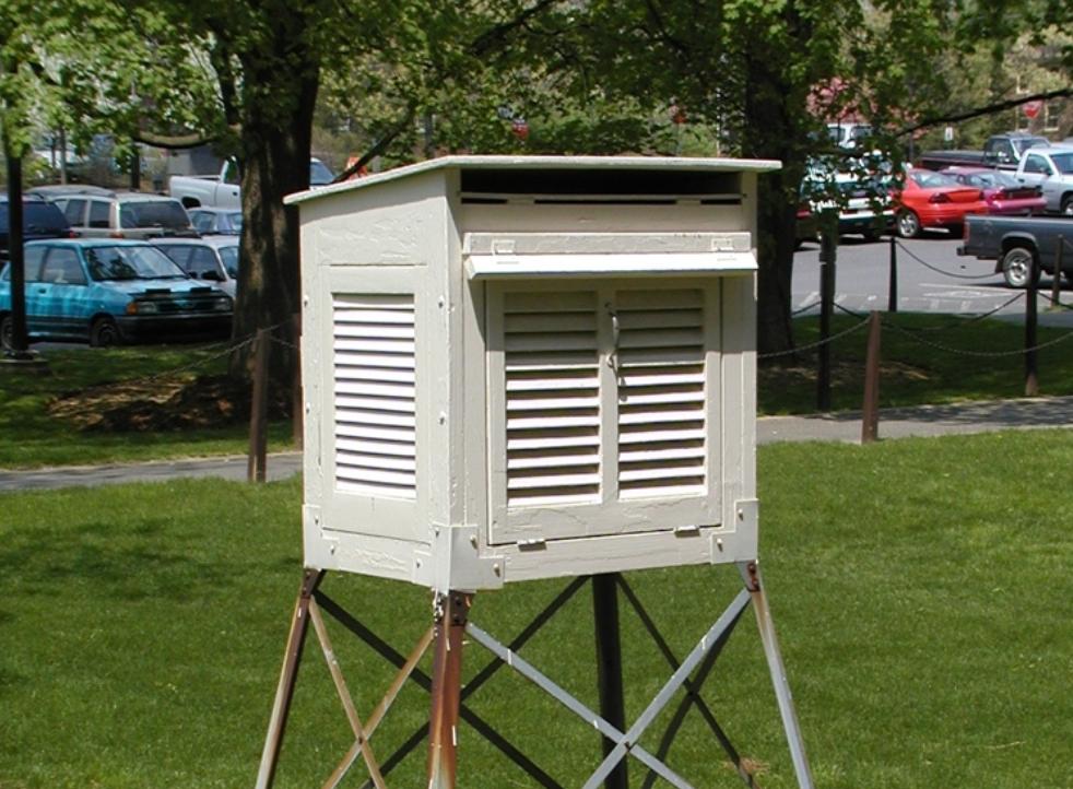 美国大使馆公布的气温为什么偏高,美国大使馆报北京气温