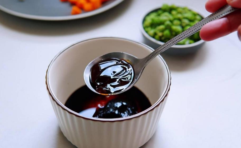 蚝油吃多了会致癌是真的吗,蚝油致癌吗央视