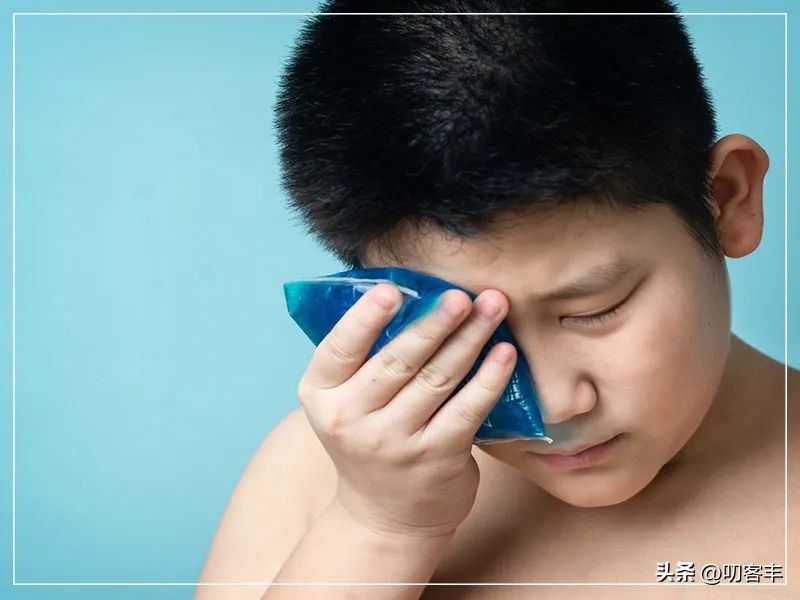 小孩眼睛受伤用什么药,孩子眼睛受伤了怎么办
