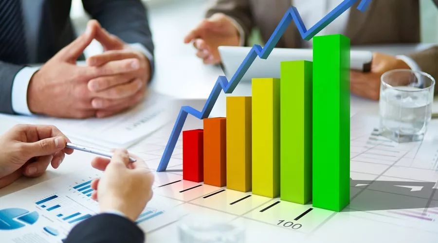 央行最常使用的货币政策是,央行对基础货币的控制和影响