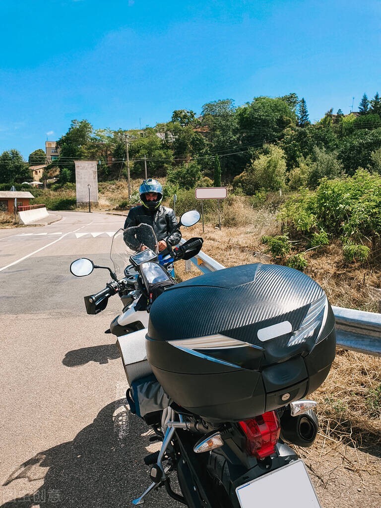 湖北黄冈：派出所里可以考摩托车驾照方便了