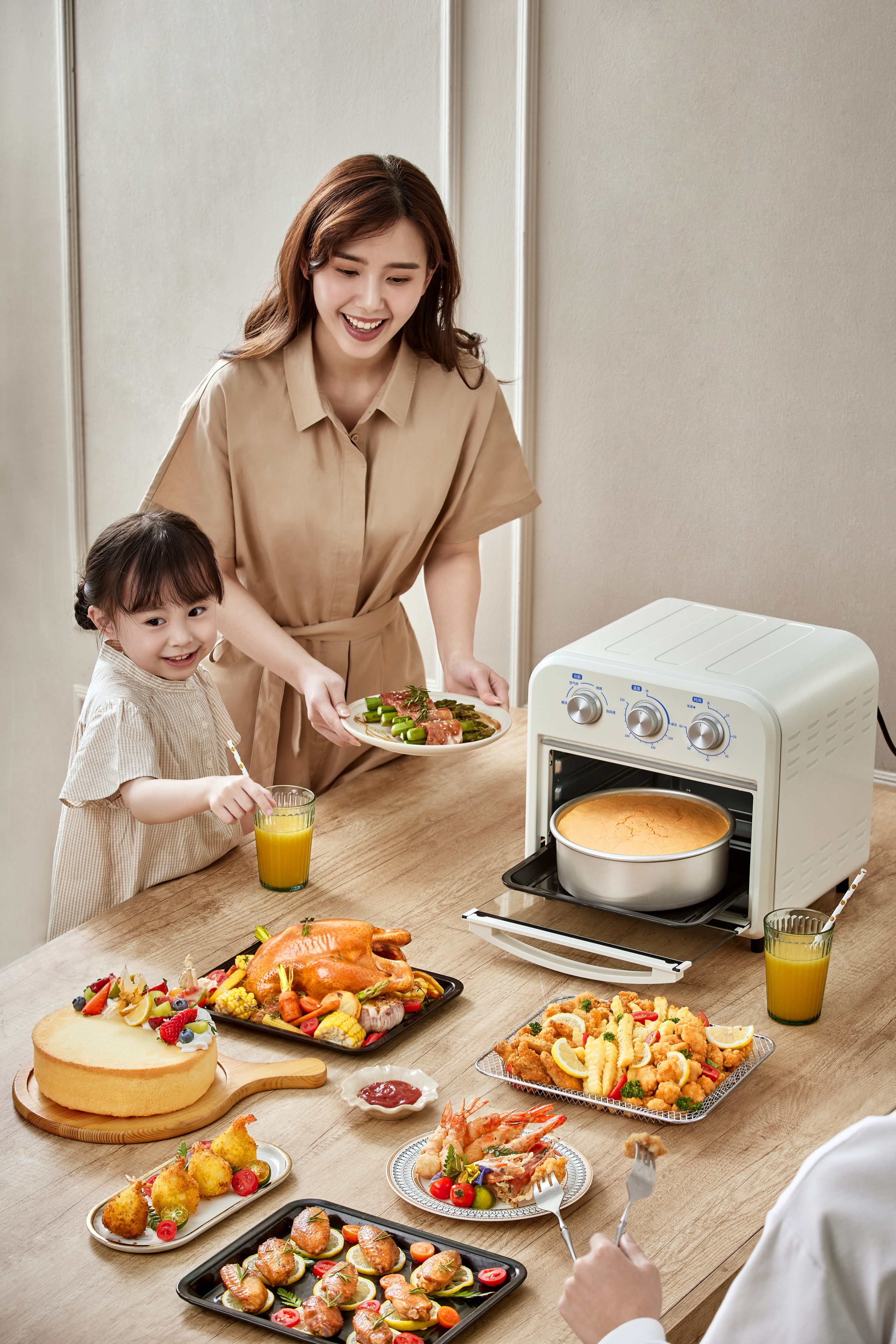 ACA萌“新”报道！精湛“炸”技惊艳全体空气炸烤箱