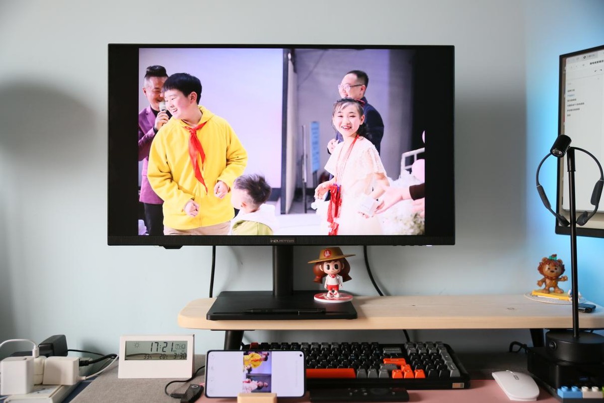 是显示器更是电视机，深度评测元创师icustom28H24k智慧显示器