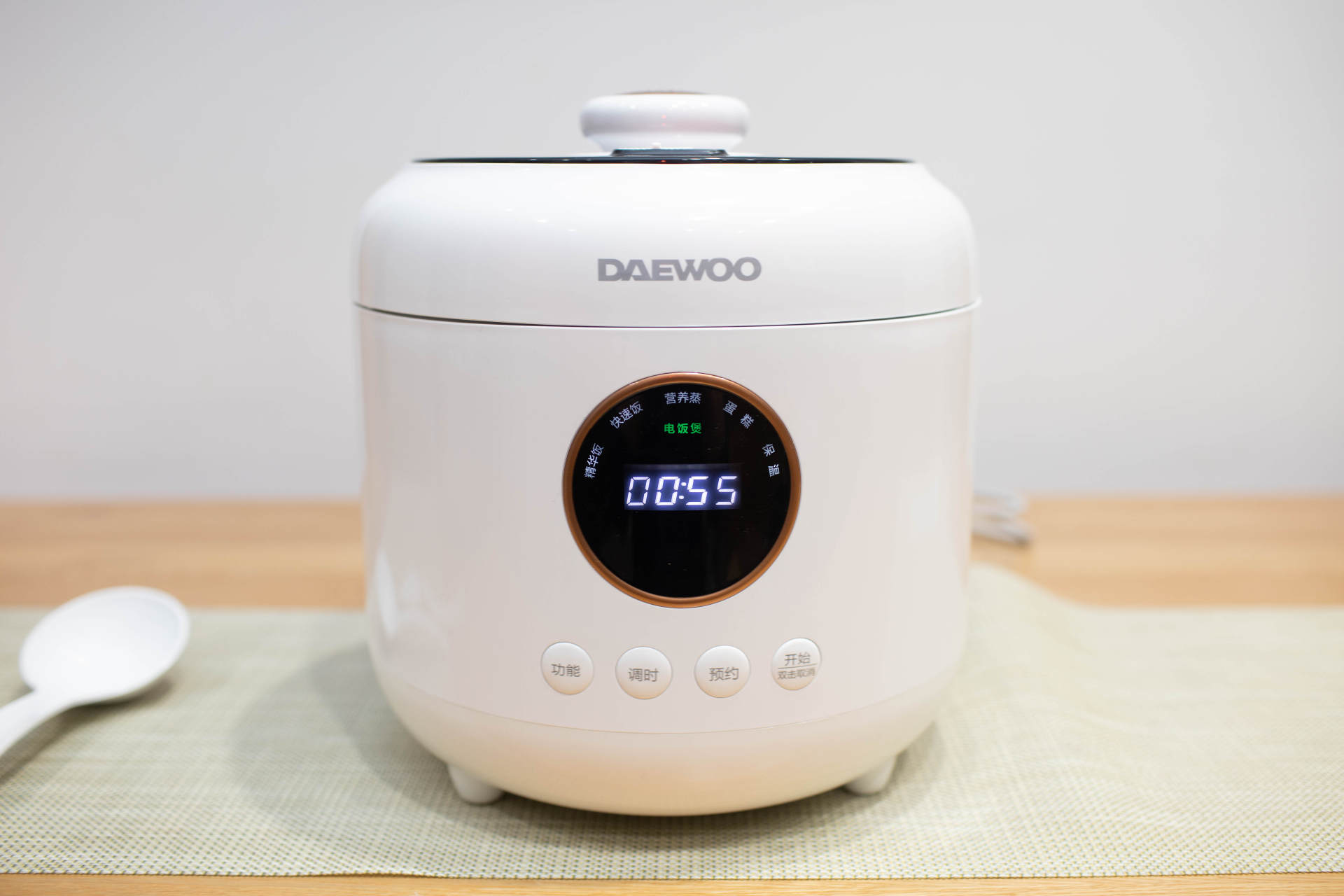 电压力锅和高压锅什么区别,电压力锅和高压锅哪个更好