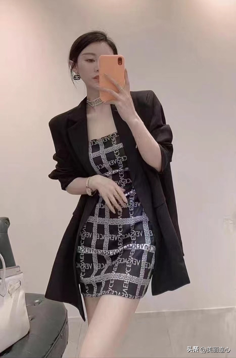 中年女性洋气优雅气质阔腿裤 (中年女装妈妈款高级优雅秋装)