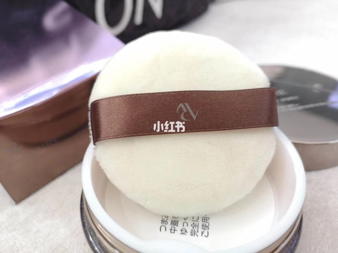 日本什么牌子蜜粉好用,贵妇粉饼排行榜10强