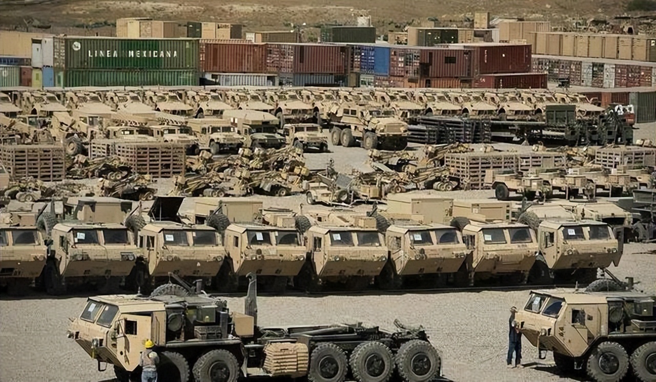 最后关头美国改变主意了：66架战机延付两年，台当局钱款照付