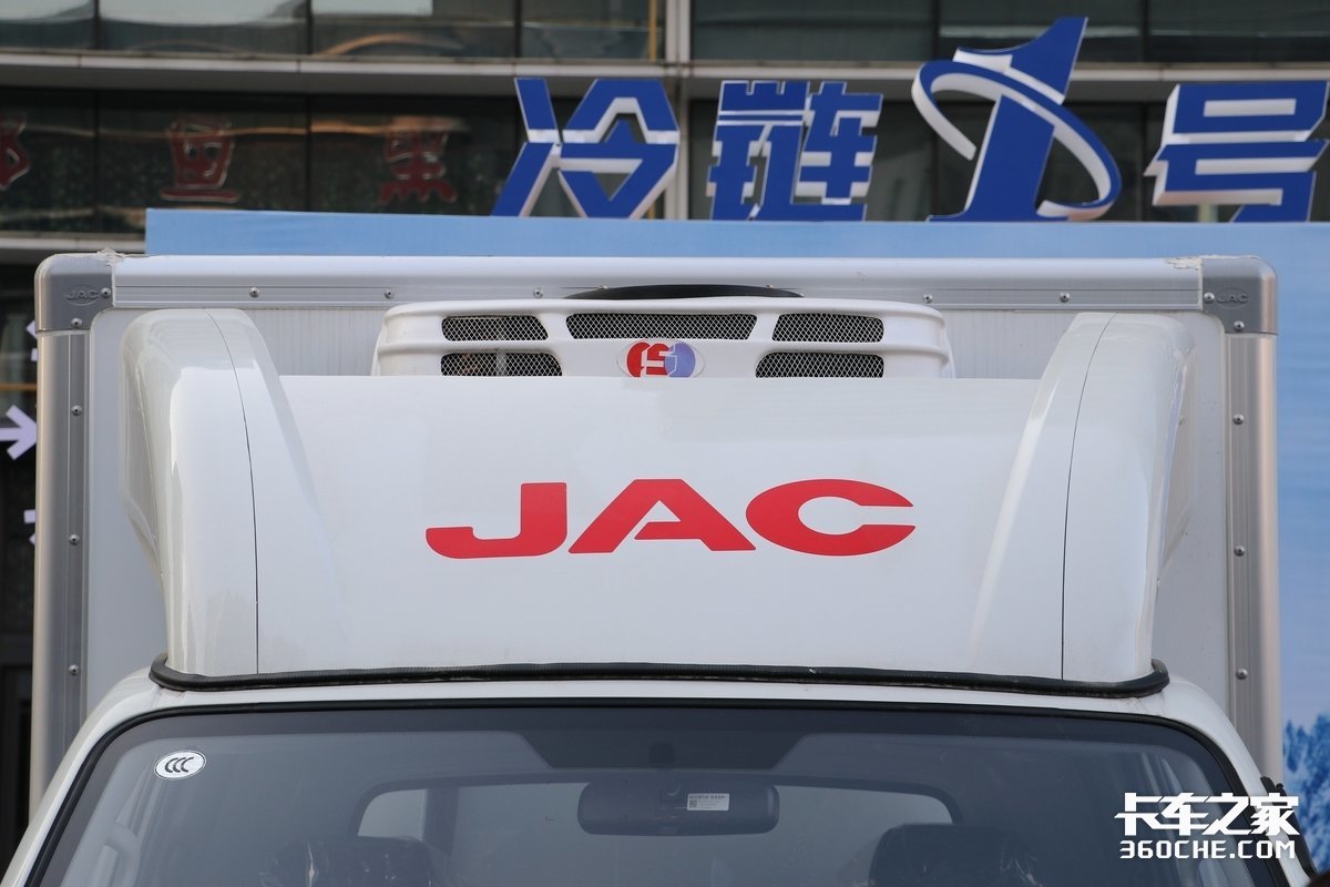 用小卡的钱干轻卡活容积近11方图解江淮1卡恺达冰博士