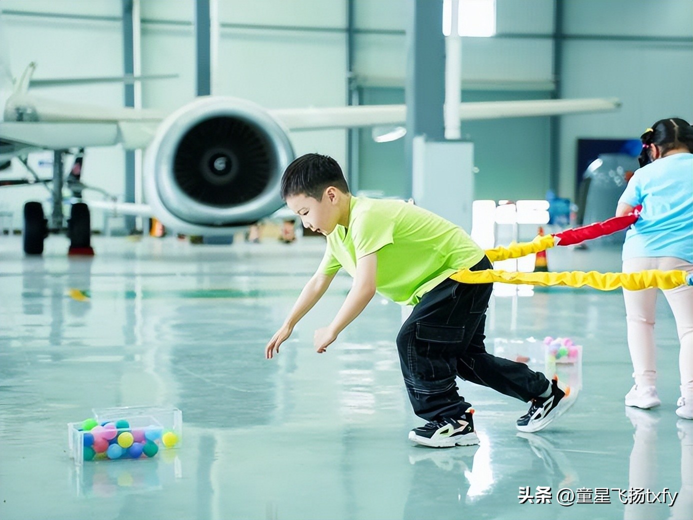 童星飞扬，让梦飞翔！开启一场妙趣横生的航空探索之旅