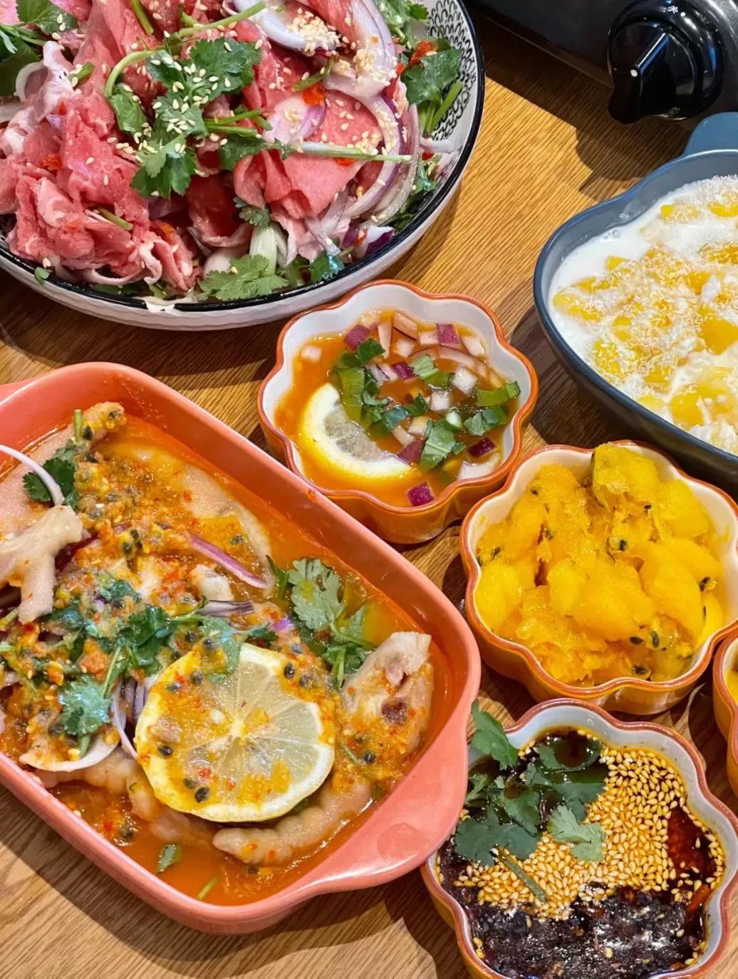 云南傣味火锅怎么做,昆明正宗火锅菜谱