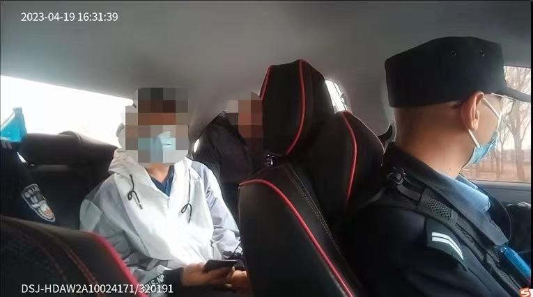 青铜峡男子好奇加了个好友，账号里的5000多元差点……