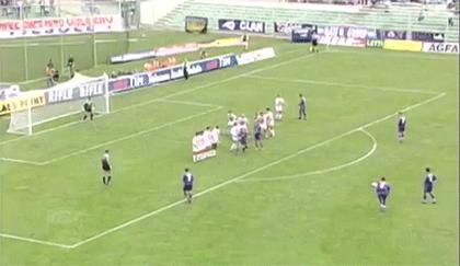 巴蒂斯图塔射门和普通射门区别,一代战神巴蒂斯图塔点球