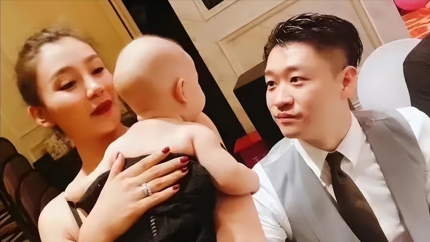 曹云金沈阳面馆开业直播视频,曹云金沈阳开面馆