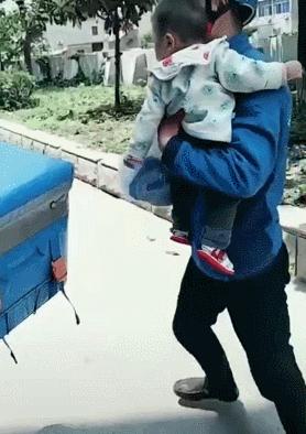 深圳富婆和她的10个“裸女”病态欲望，撕裂多少成年人的遮羞布？