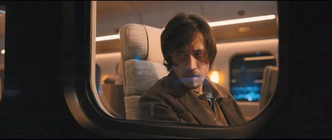 这R级片真过瘾.....