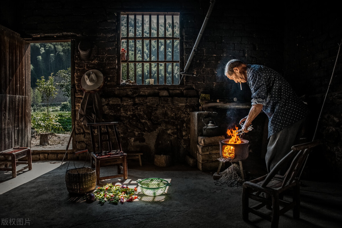 老婆说我身上有老人味是怎么回事,中年男人身上为什么有一股老人味
