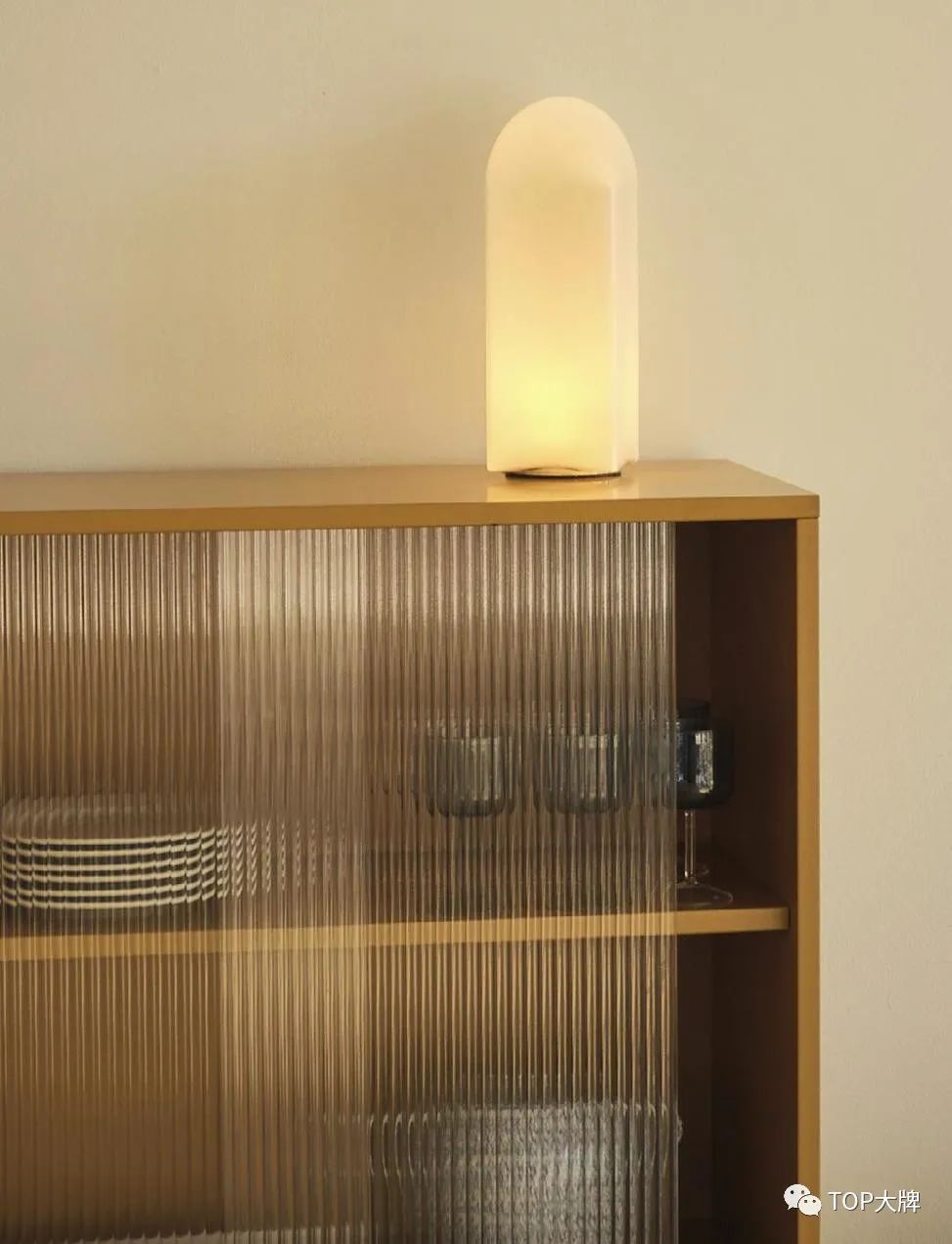 hay丹麦品牌,丹麦hay圆餐桌