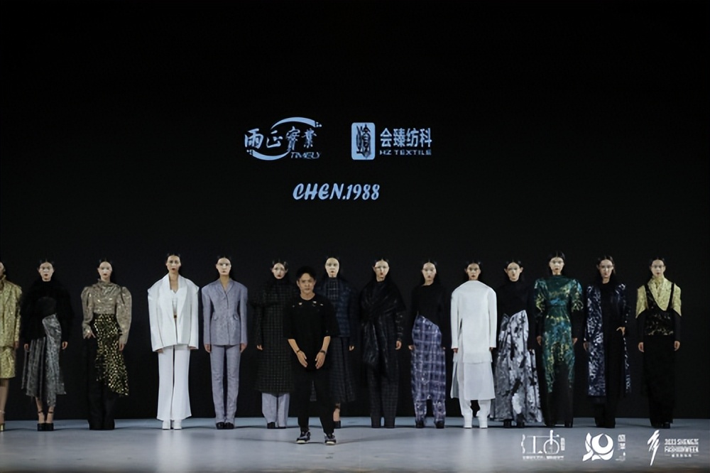 2023年新款时尚女装盐系气质,盛泽时尚女装