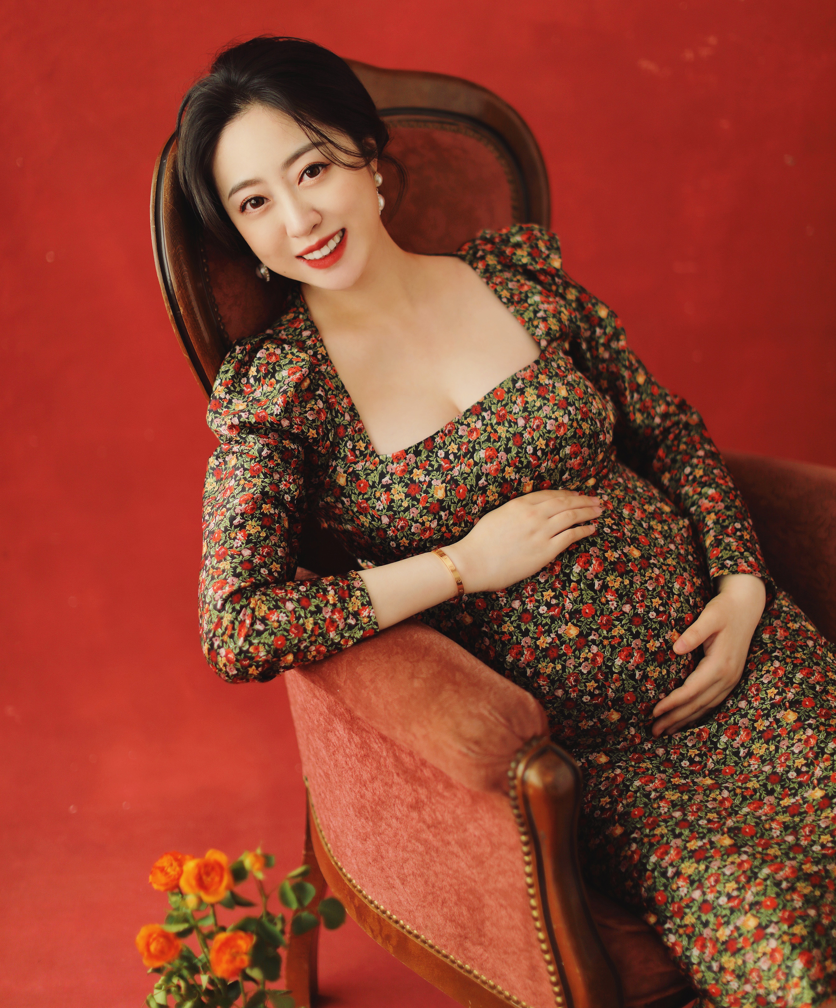 不露肚孕妇照简约高级温柔,时尚露肚孕妇写真