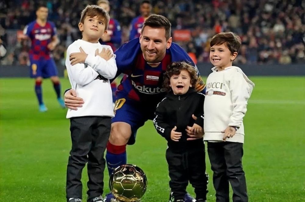 梅西感情史,梅西苏亚雷斯爱情故事