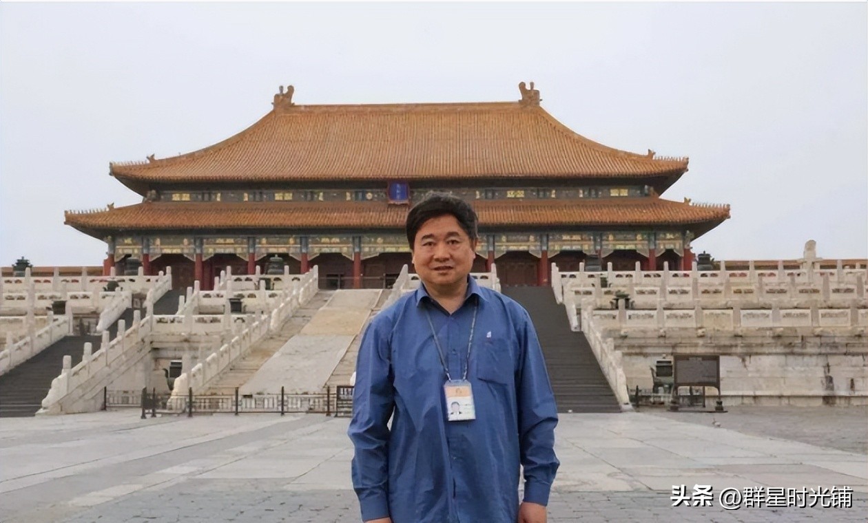 还记得当年开大G进故宫的孙媳妇吗？故宫新规实施，网友旧事重提