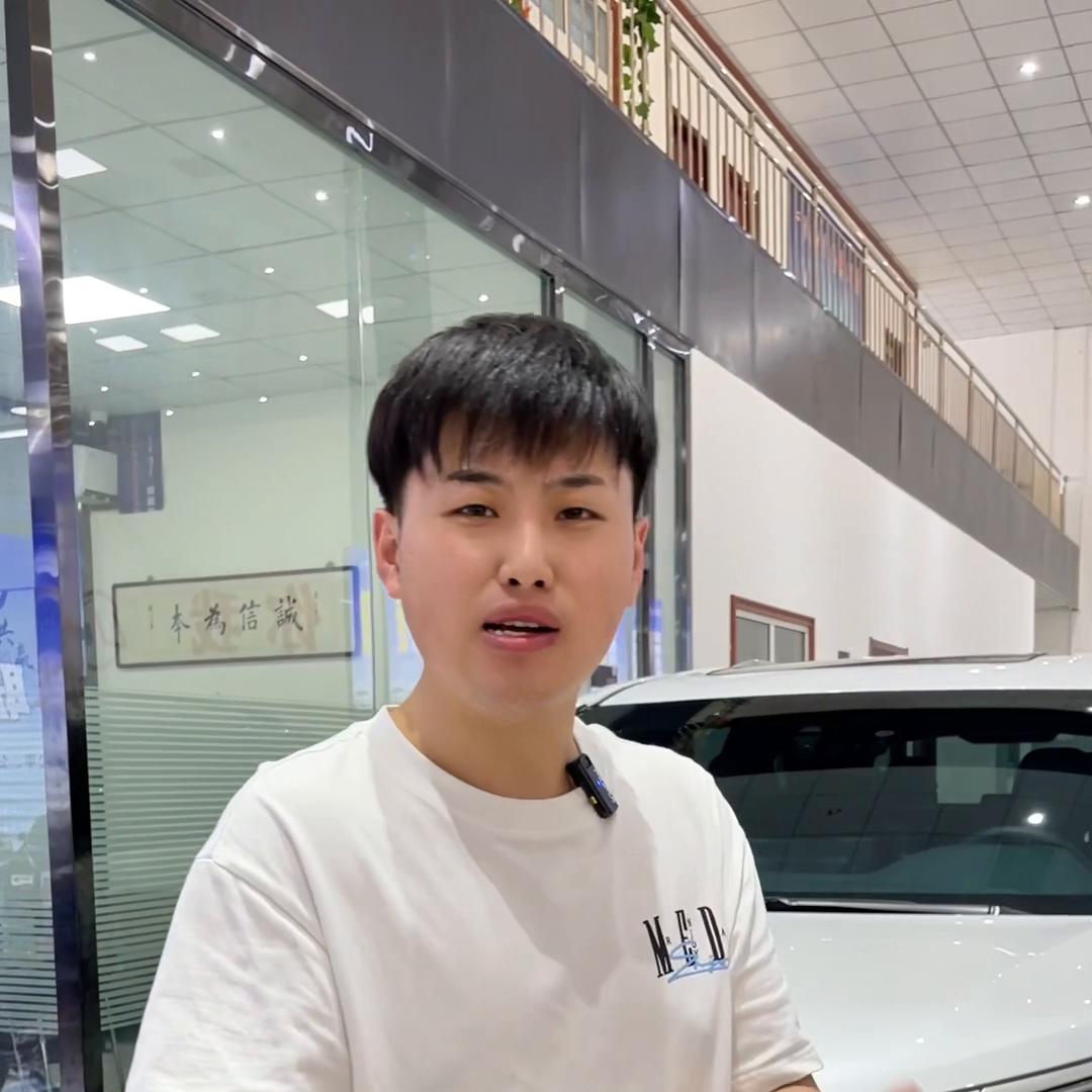 丰田塞纳和丰田埃尔法哪个好,丰田普瑞维亚和丰田塞纳