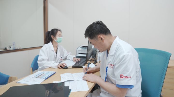 脑瘫妈妈的心路历程,一位脑瘫患儿妈妈的真实诉说